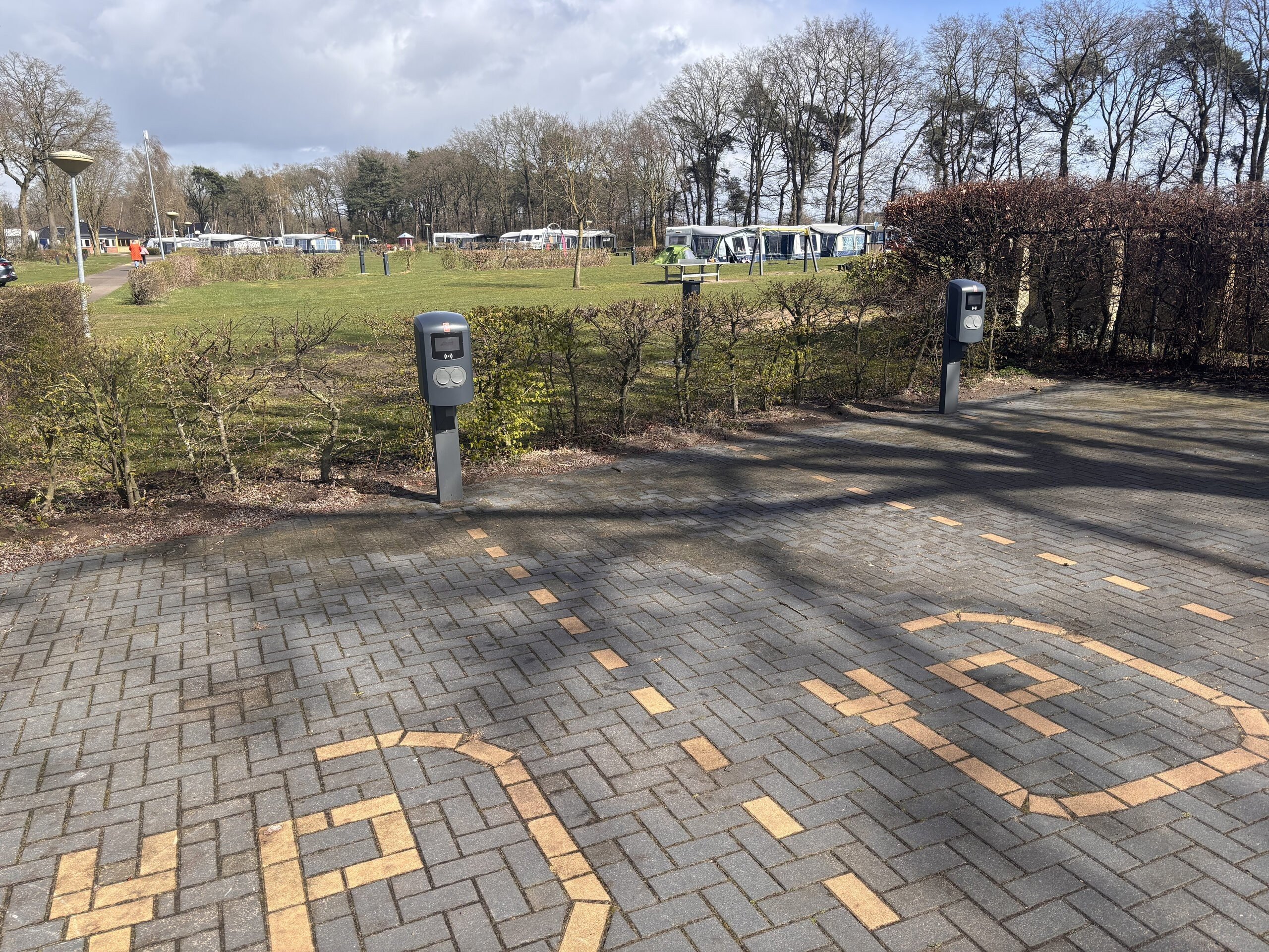 Laadpaal 69ca905088e6a